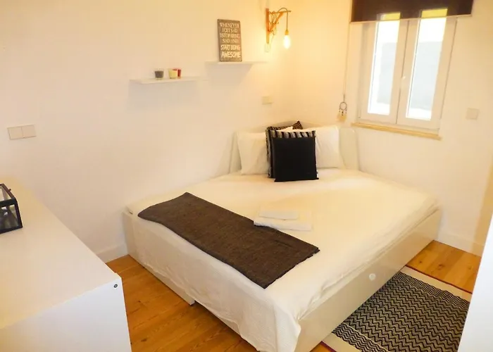 Charming Equipped Ac Lift Parking 4p Appartement