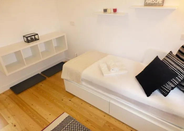 Charming Equipped Ac Lift Parking 4p Appartement *