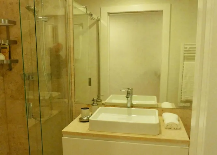 Appartement Charming Equipped Ac Lift Parking 4p