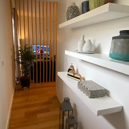 Charming Equipped Ac Lift Parking 4p דירה *