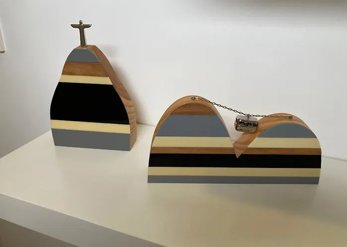 Charming Equipped Ac Lift Parking 4p *