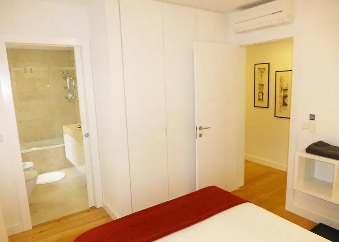 Apartman Charming Equipped Ac Lift Parking 4p