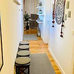 Апартаменты Charming Equipped Ac Lift Parking 4p
